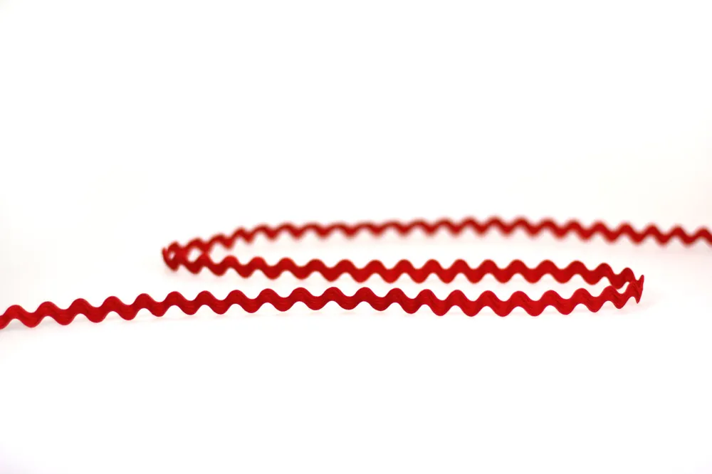 Garantierte Lieferung Zackenlitze rot