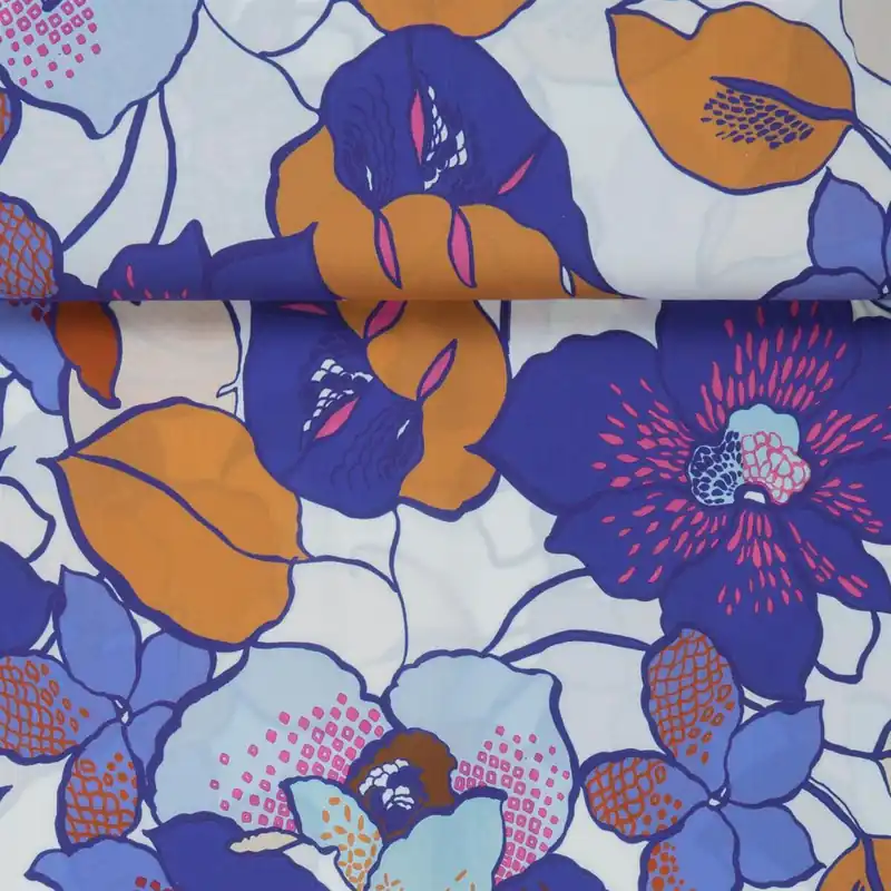 VISCOSE BLUE FLOWERS WHITE Handgefertigt
