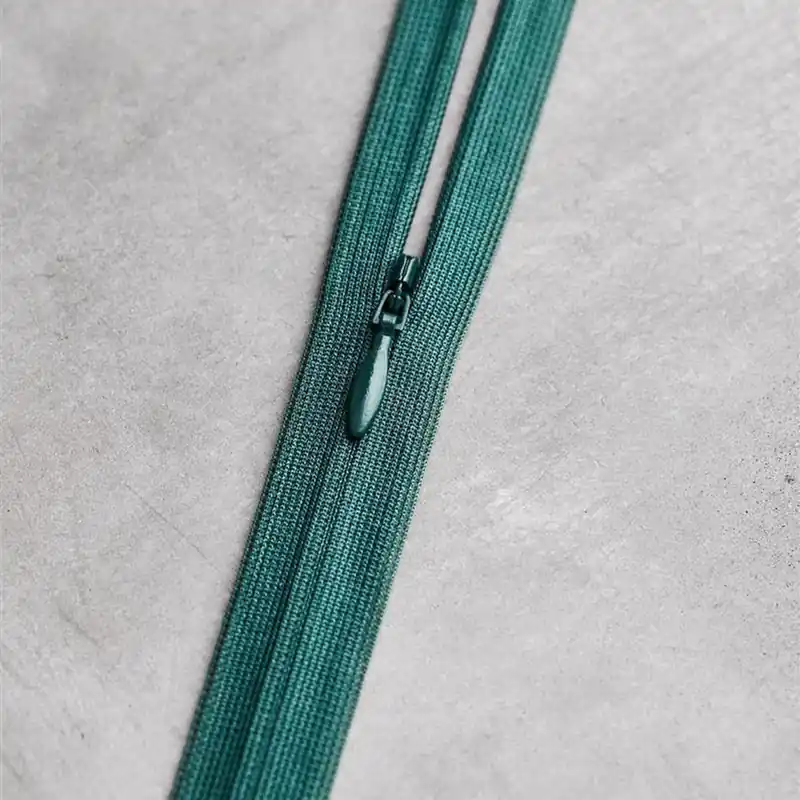 ZIPPER INVISIBLE MM 30 cm EMERALD Jetzt Bestellen