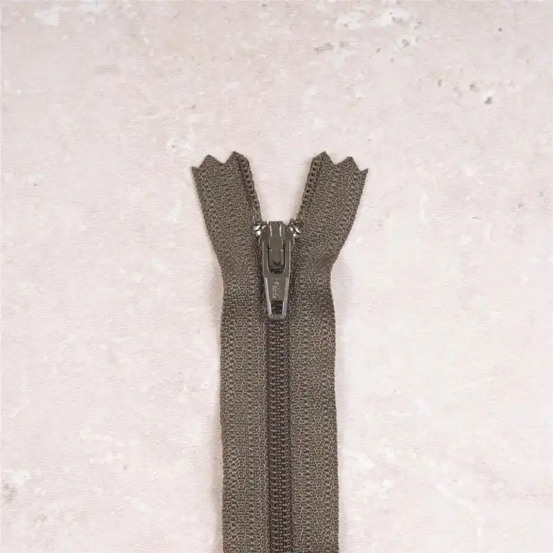 ZIPPER VISIBLE 20 cm ivy green Sale