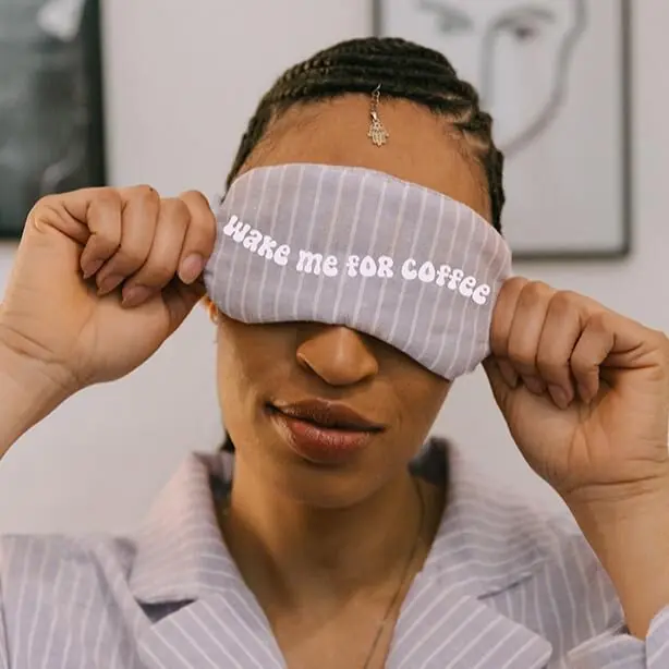 Top-Qualität "Wake me for coffee" Plotterdatei Schlafmaske Spruch